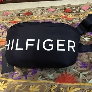 Tommy Hilfiger fanny pack